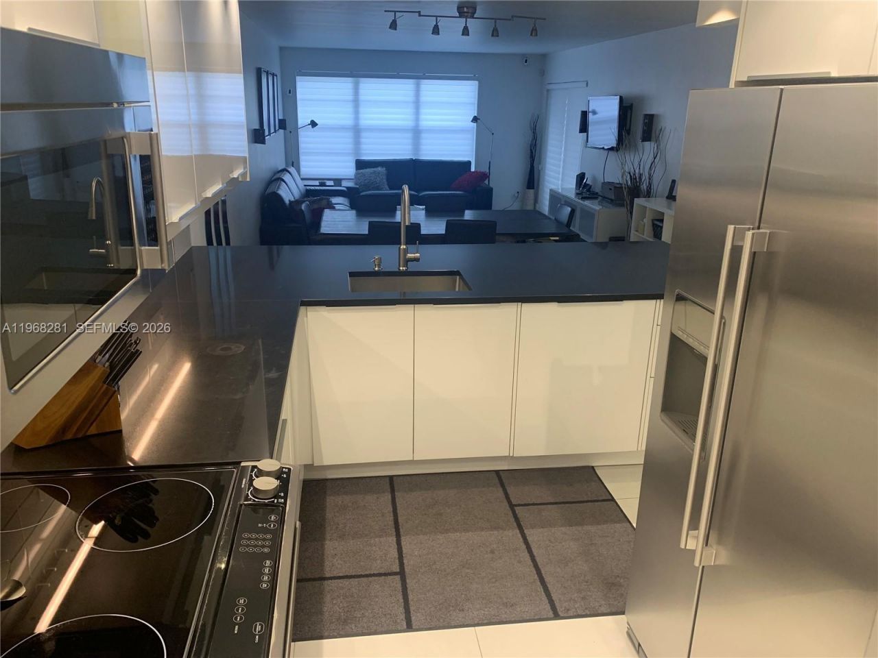 2326 S Cypress Bend Dr , Unit 221, Pompano Beach, FL 33069 Photo