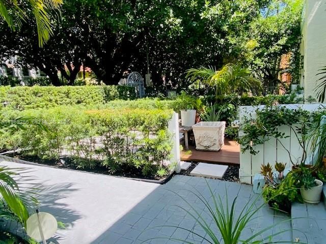 719 Meridian Ave, Unit 7, Miami Beach, FL 33139 Photo