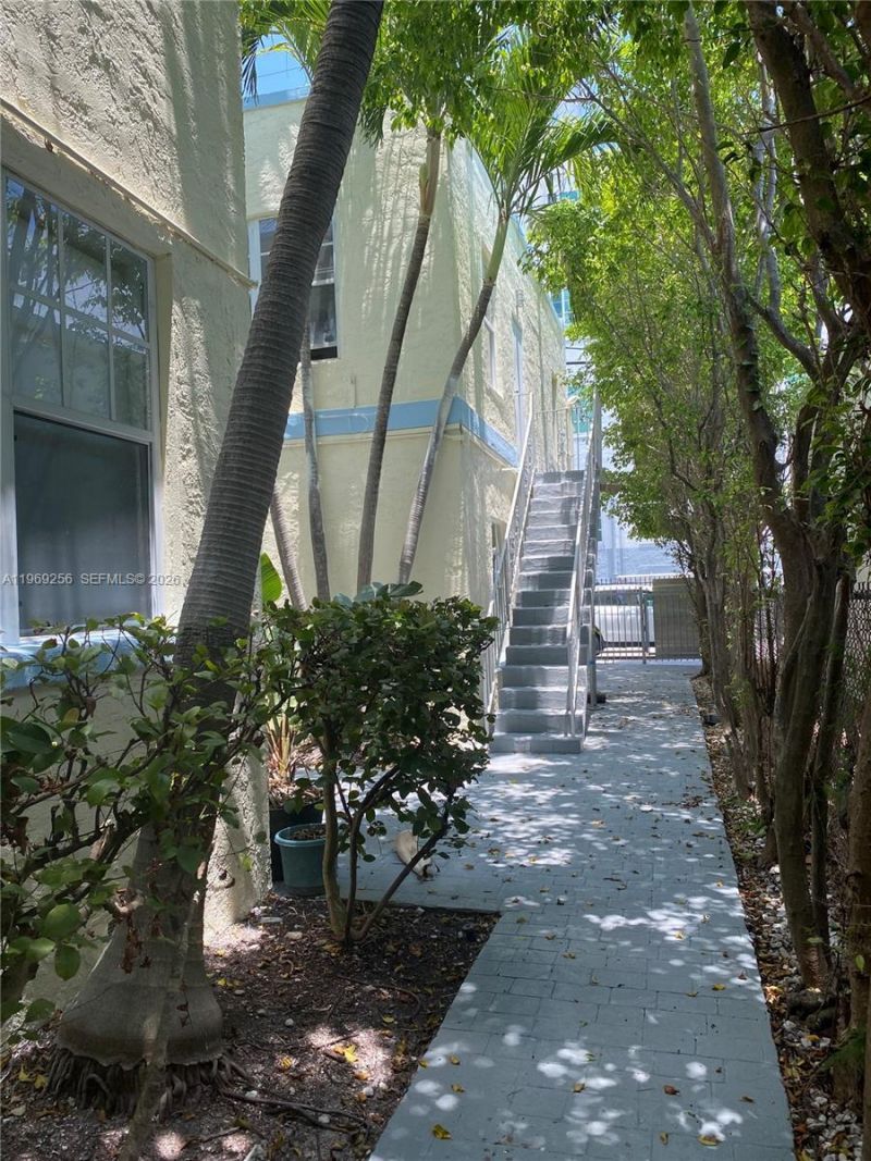 719 Meridian Ave, Unit 7, Miami Beach, FL 33139 Photo
