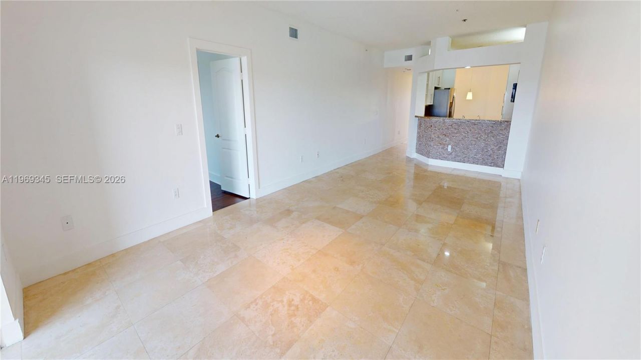 10730 NW 66th St, Unit 512, Doral, FL 33178 Photo