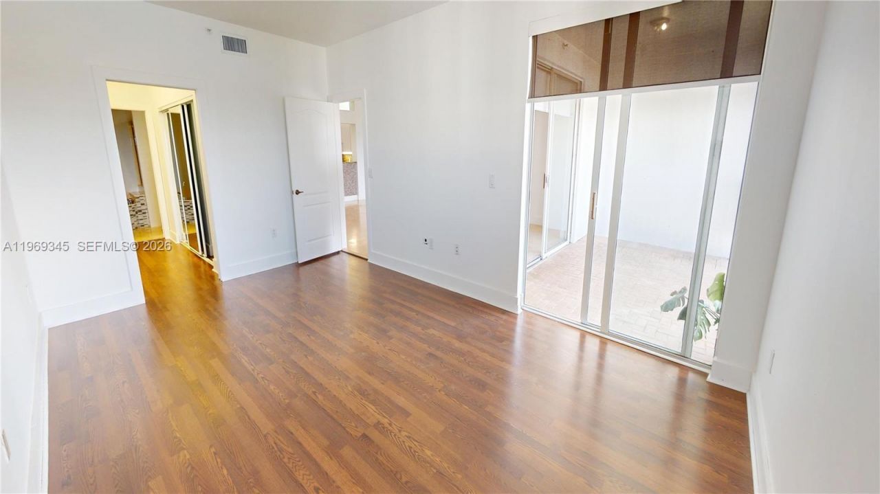 10730 NW 66th St, Unit 512, Doral, FL 33178 Photo