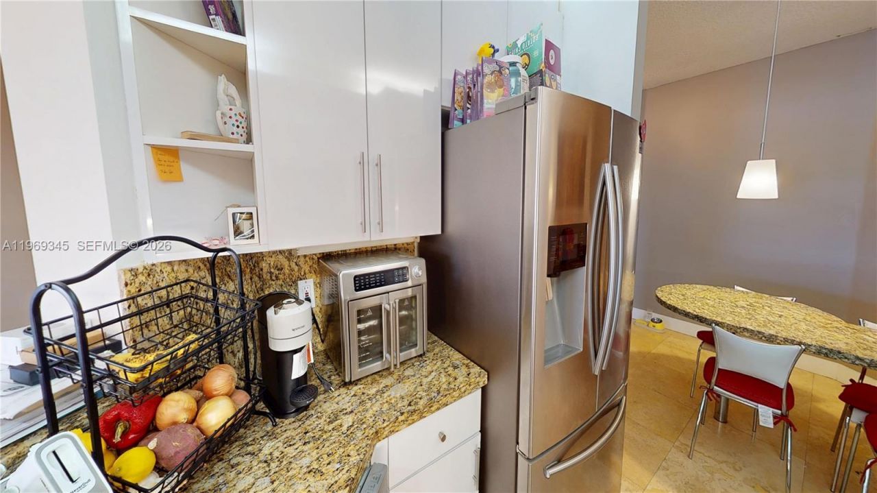 10730 NW 66th St , Unit 512, Doral, FL 33178 Photo