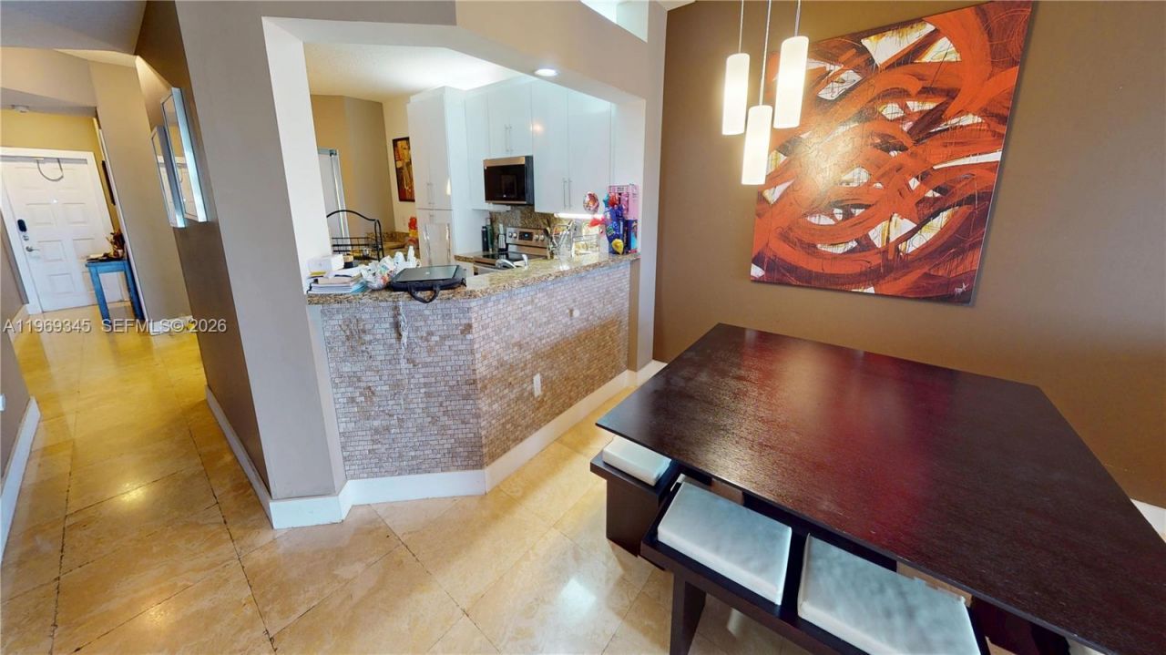 10730 NW 66th St , Unit 512, Doral, FL 33178 Photo