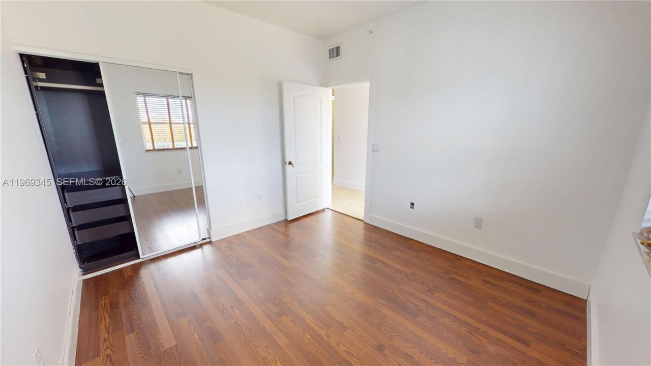 10730 NW 66th St, Unit 512, Doral, FL 33178 Photo