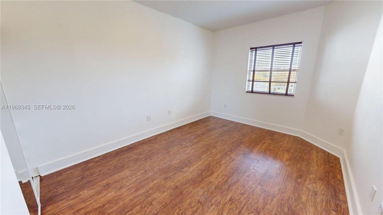 10730 NW 66th St, Unit 512, Doral, FL 33178 Photo