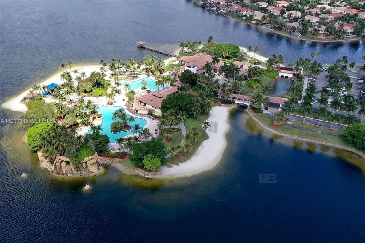 10730 NW 66th St, Unit 512, Doral, FL 33178 Photo