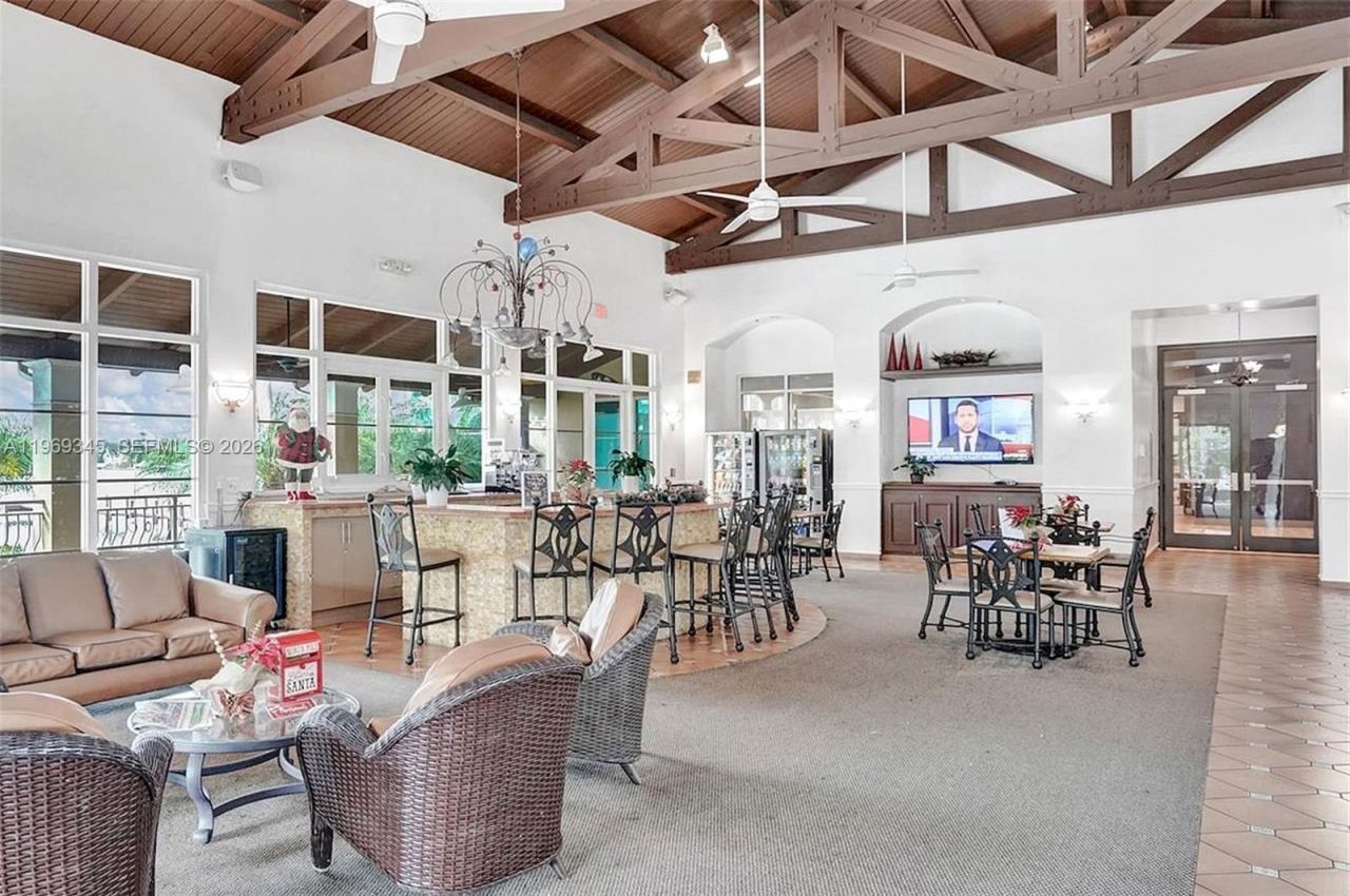 10730 NW 66th St , Unit 512, Doral, FL 33178 Photo