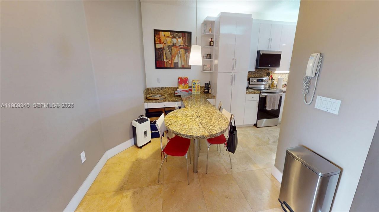 10730 NW 66th St , Unit 512, Doral, FL 33178 Photo