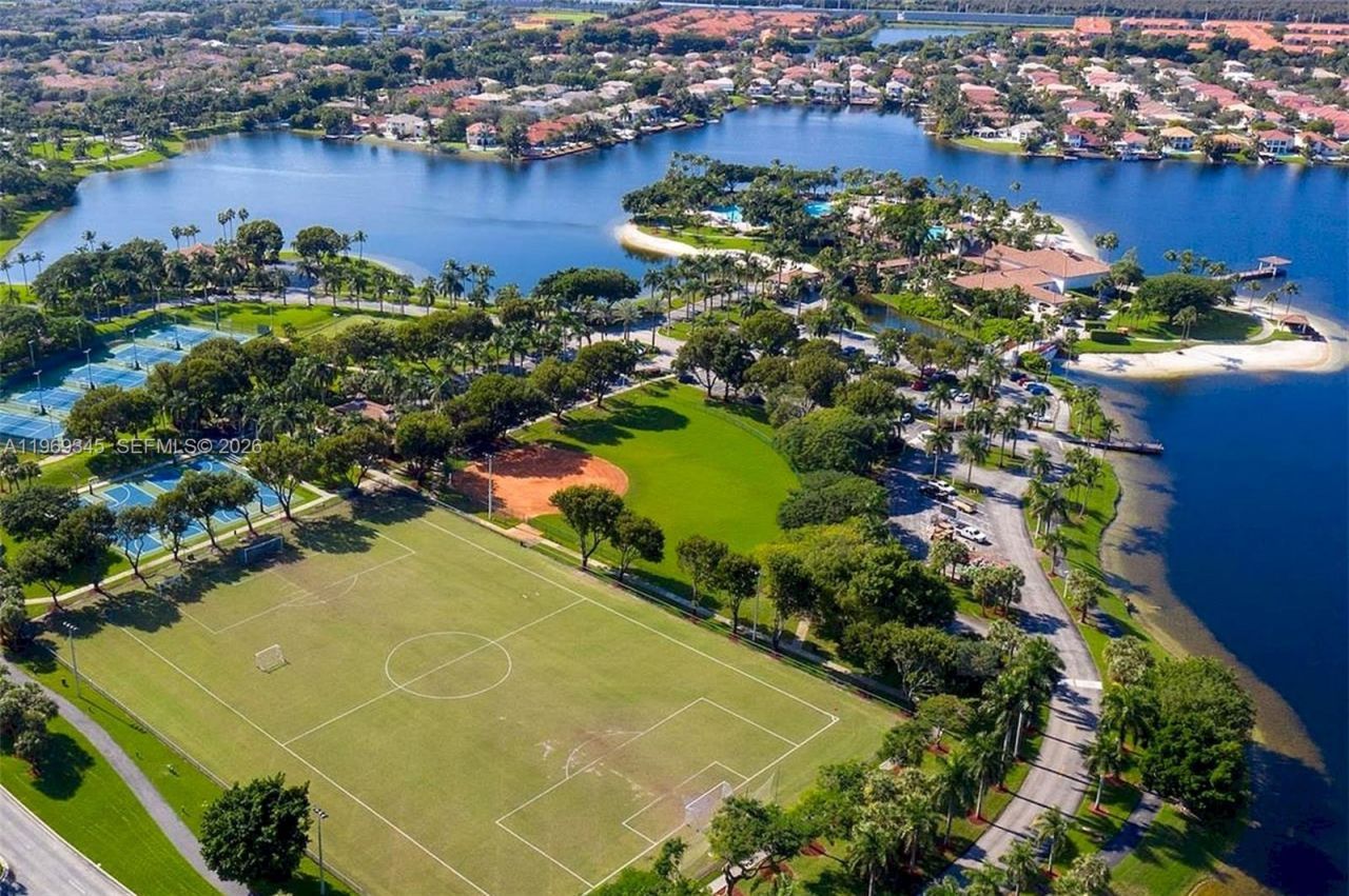 10730 NW 66th St, Unit 512, Doral, FL 33178 Photo