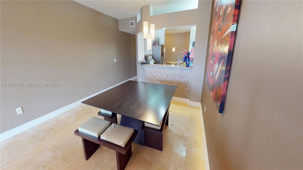 10730 NW 66th St , Unit 512, Doral, FL 33178 Photo