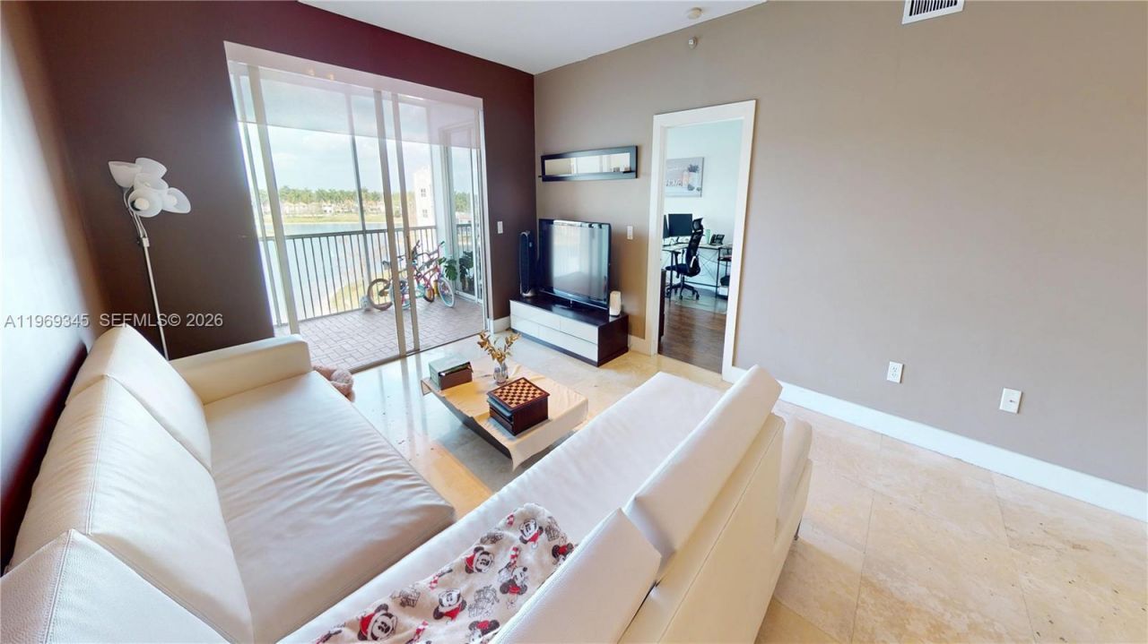 10730 NW 66th St , Unit 512, Doral, FL 33178 Photo