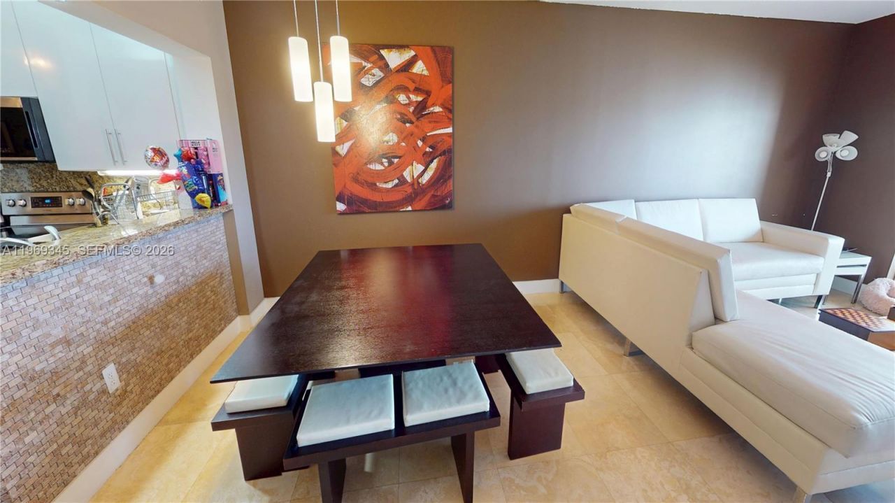 10730 NW 66th St , Unit 512, Doral, FL 33178 Photo