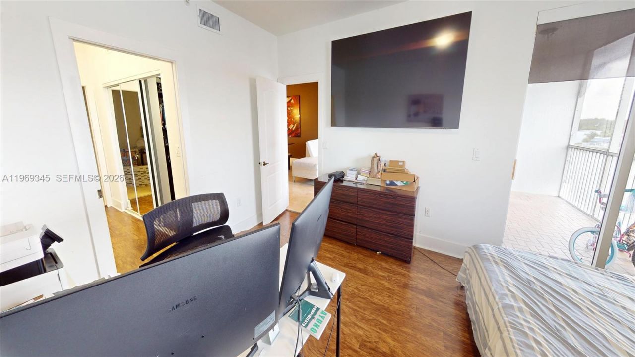 10730 NW 66th St , Unit 512, Doral, FL 33178 Photo