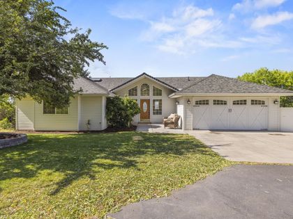 1710 Alisa Lane Klamath Falls, OR 97601