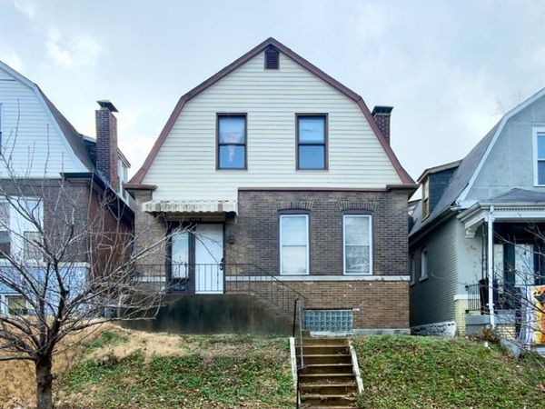 3740 Meramec Street, St Louis, MO 63116
