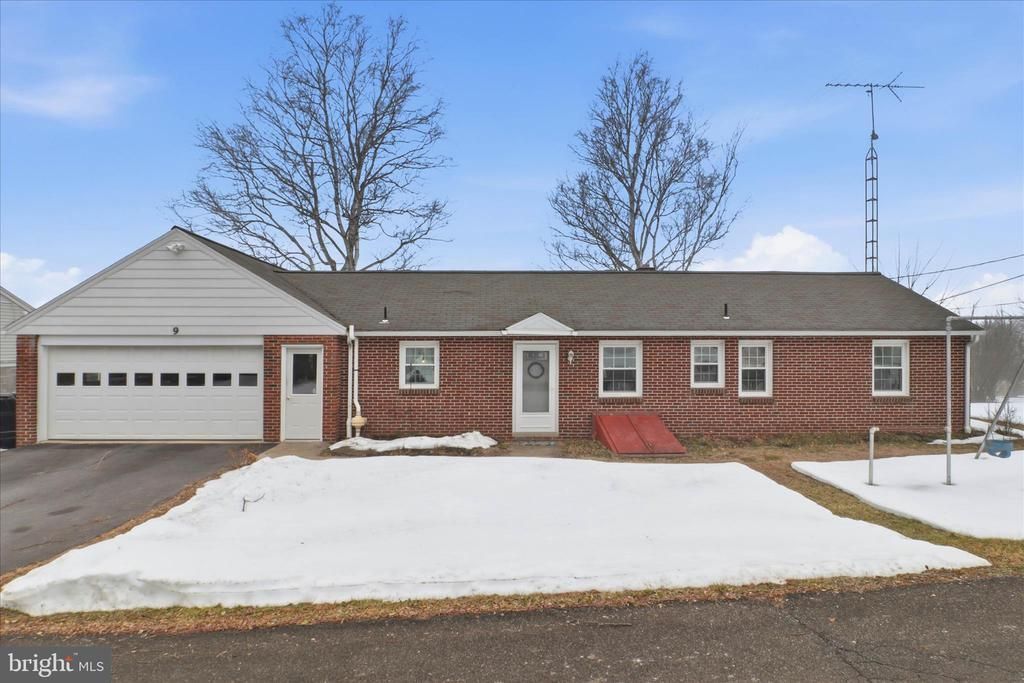 9 Ridge View Drive, Pequea, PA 17565 Main Photo