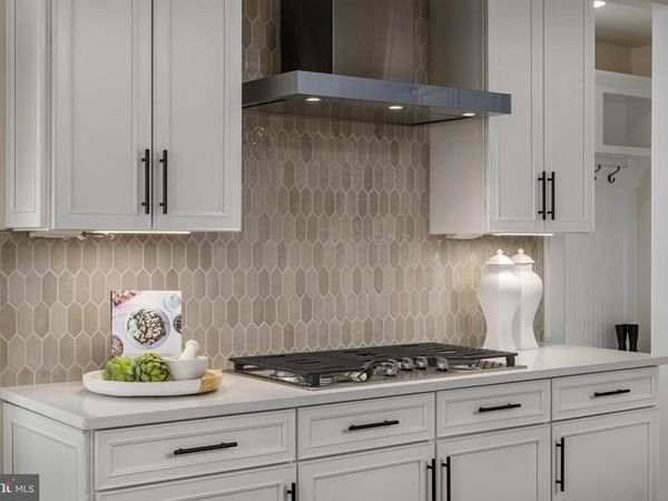 137 COLLINGTON PLACE, LAUREL, MD 20708