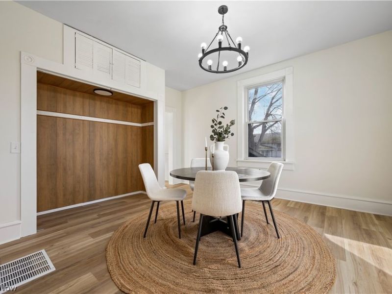 510 E Broad Street, Louisville, OH 44641 Photo 11