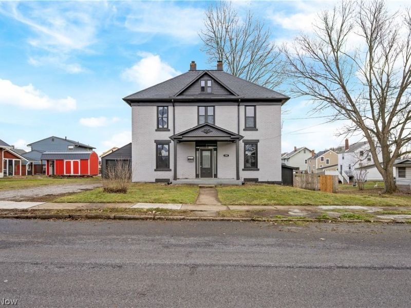 510 E Broad Street, Louisville, OH 44641 Photo 2