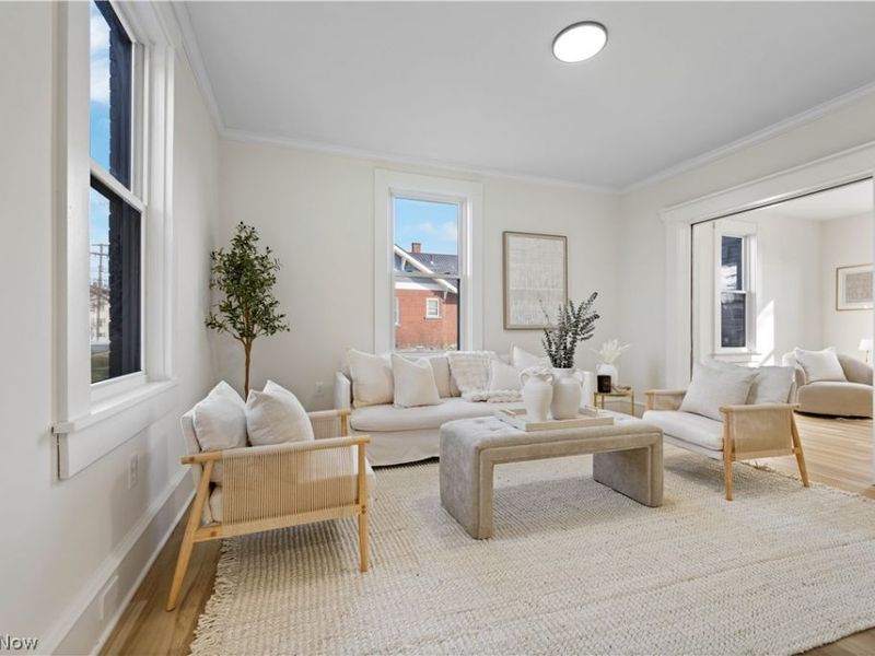 510 E Broad Street, Louisville, OH 44641 Photo 4