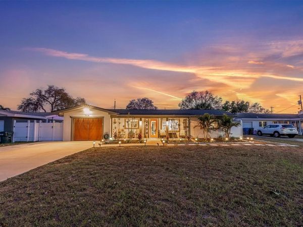 2534 MINEOLA DRIVE S, LARGO, FL 33770