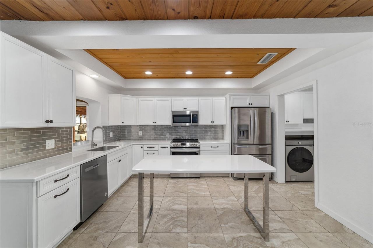 8038 NW 162nd Court, Morriston, FL 32668 Photo