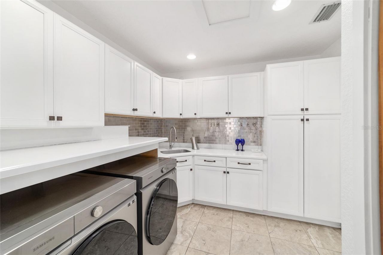 8038 NW 162nd Court, Morriston, FL 32668 Photo