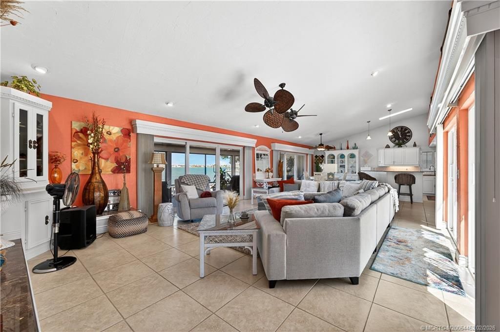 1811 Bayshore Drive, Fort Pierce, FL 34949 Photo