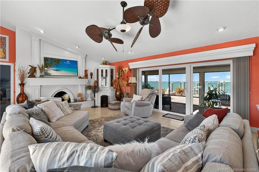 1811 Bayshore Drive, Fort Pierce, FL 34949 Photo