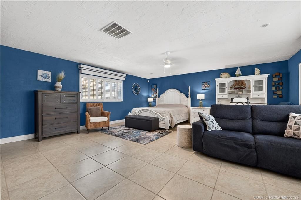 1811 Bayshore Drive, Fort Pierce, FL 34949 Photo