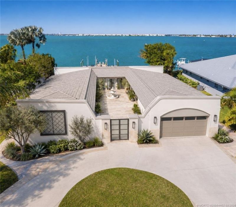 1811 Bayshore Drive, Fort Pierce, FL 34949 Photo