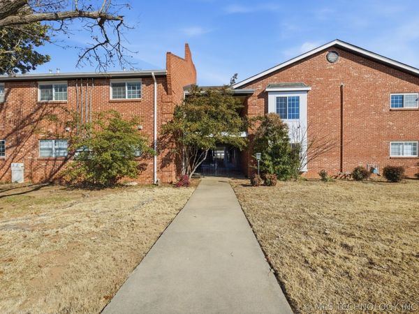 3701 Riverside Drive, Unit 6, Tulsa, OK 74105