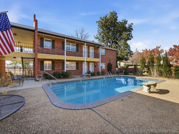 3701 Riverside Drive, Unit 6, Tulsa, OK 74105