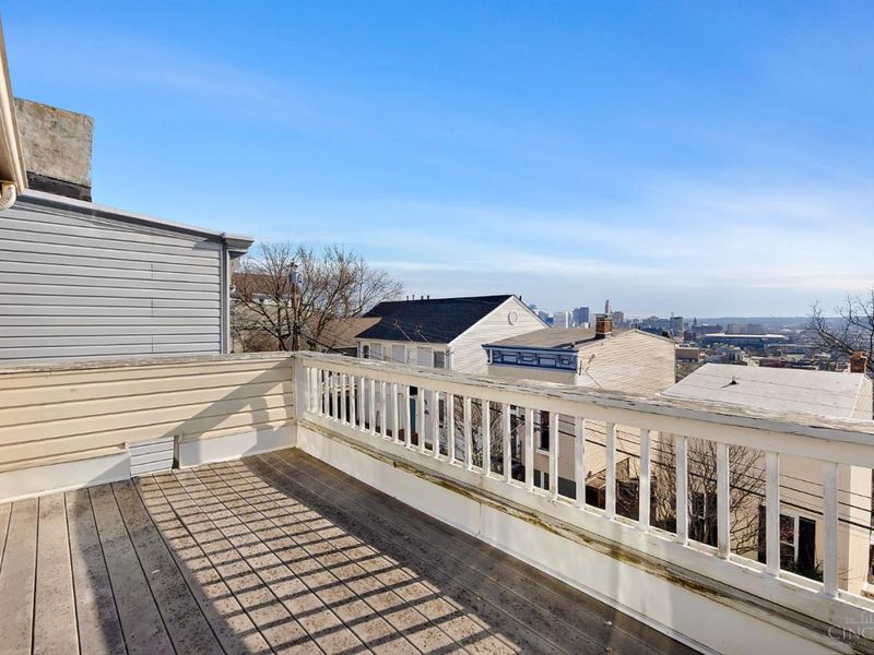 310 Klotter Avenue, Cincinnati, OH 45219 Photo 18