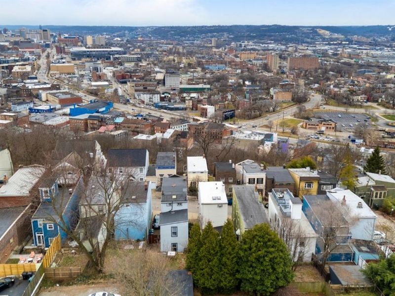 310 Klotter Avenue, Cincinnati, OH 45219 Photo 24