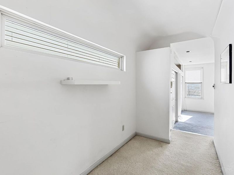 310 Klotter Avenue, Cincinnati, OH 45219 Photo 9