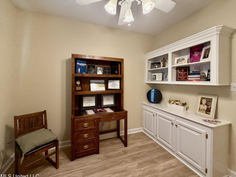 Property Image 32