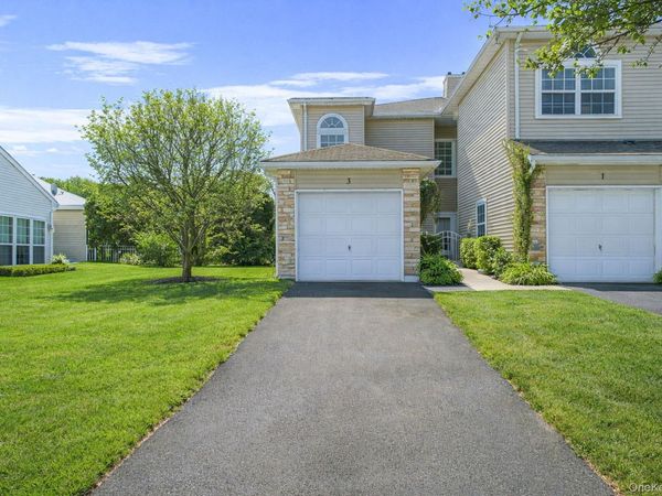 3 Windwatch Drive, Hauppauge, NY 11788