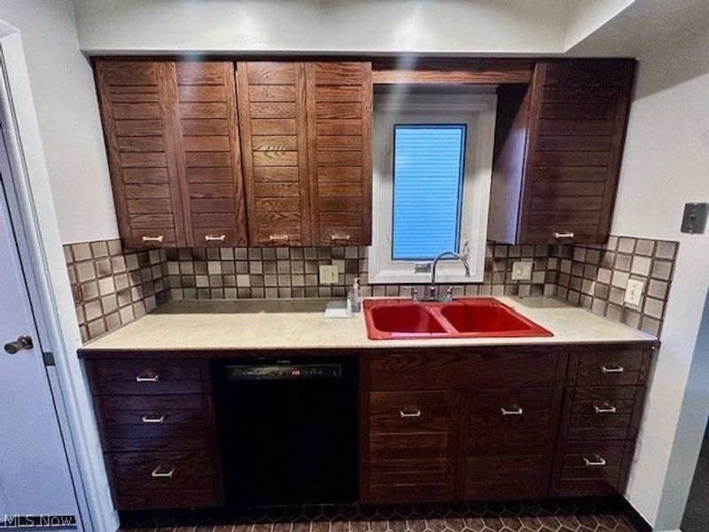 29315 Nehls Park Drive, Wickliffe, OH 44092 Photo 7