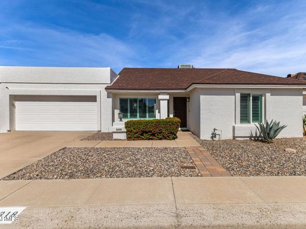 3318 E TARO Lane, Phoenix, AZ 85050