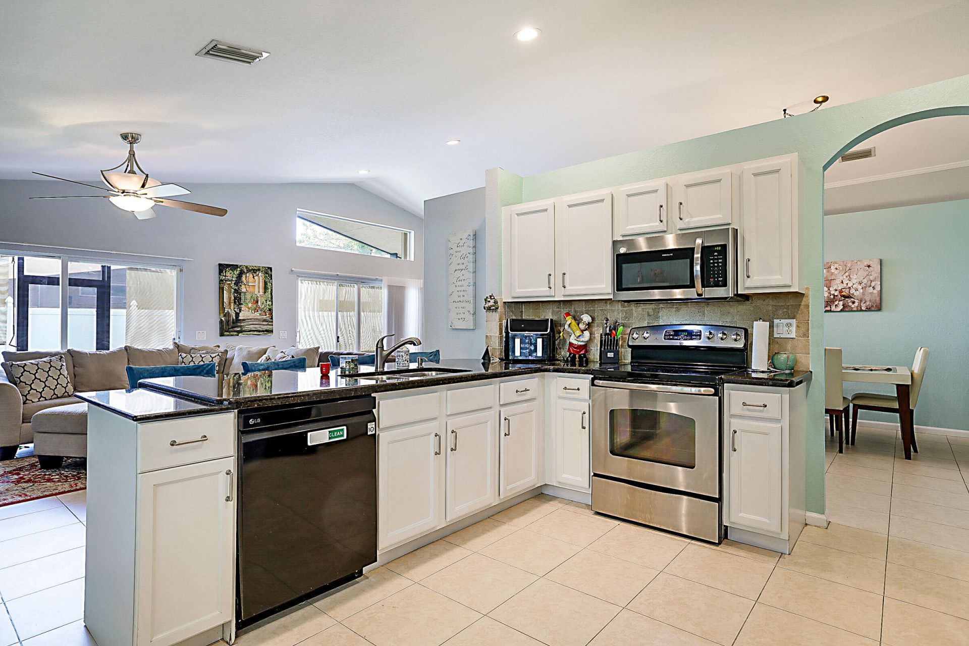 5028 Solar Point Drive, Greenacres, FL 33463 Photo