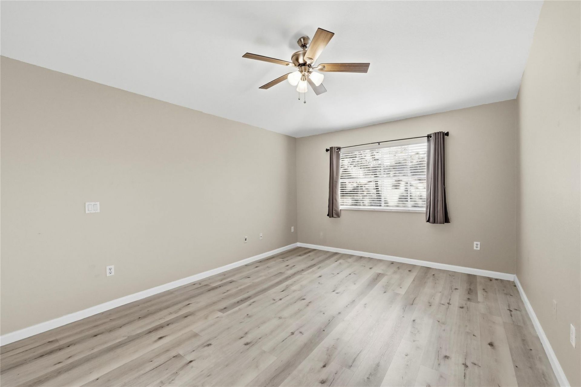 2827 SW 83rd Terrace, Unit 102, Miramar, FL 33025 Photo