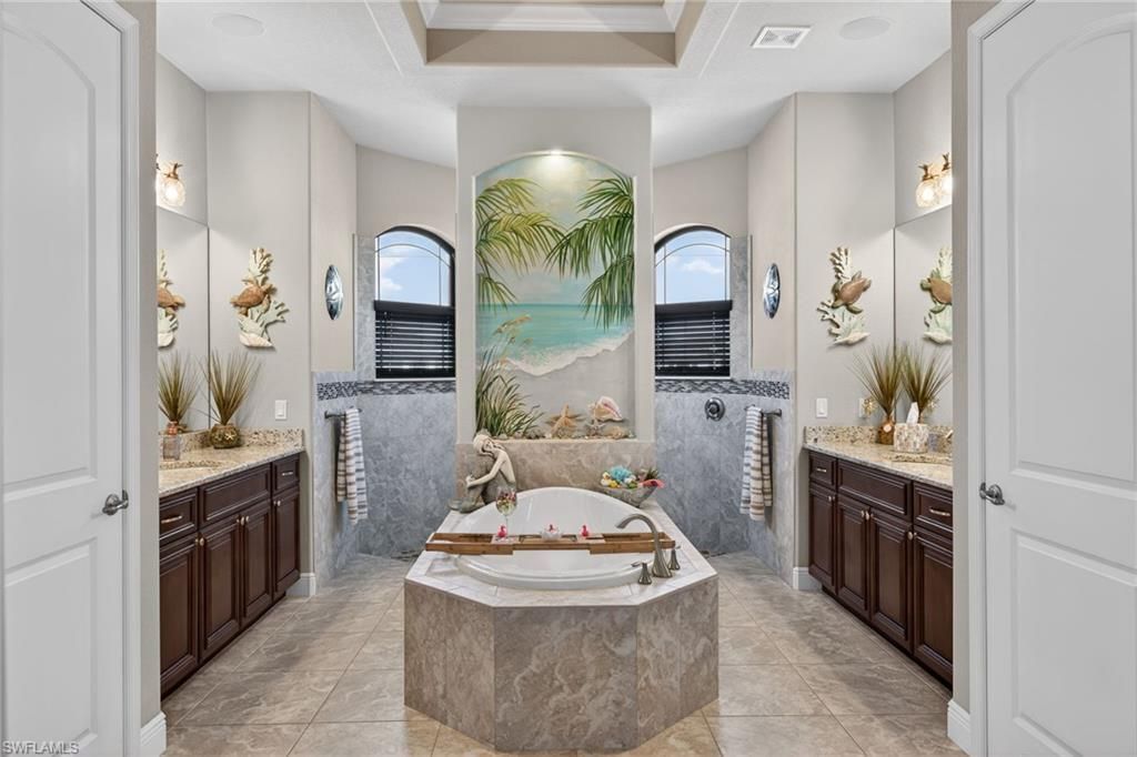 1236 NE 40th St, Cape Coral, FL 33909 Photo