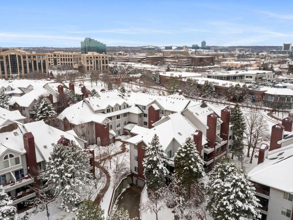 7500 Edinborough Way, Unit 3308, Edina, MN 55435