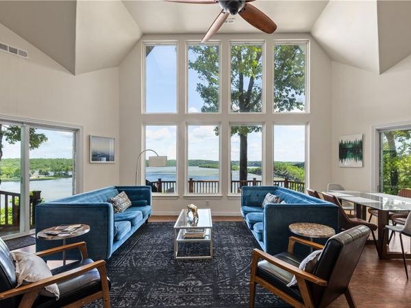 15100 Railroad Cut Road , Rogers, AR 72756