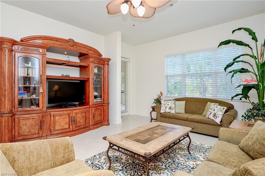 3745 Montreux Ln, Unit 3-202, Naples, FL 34114 Photo