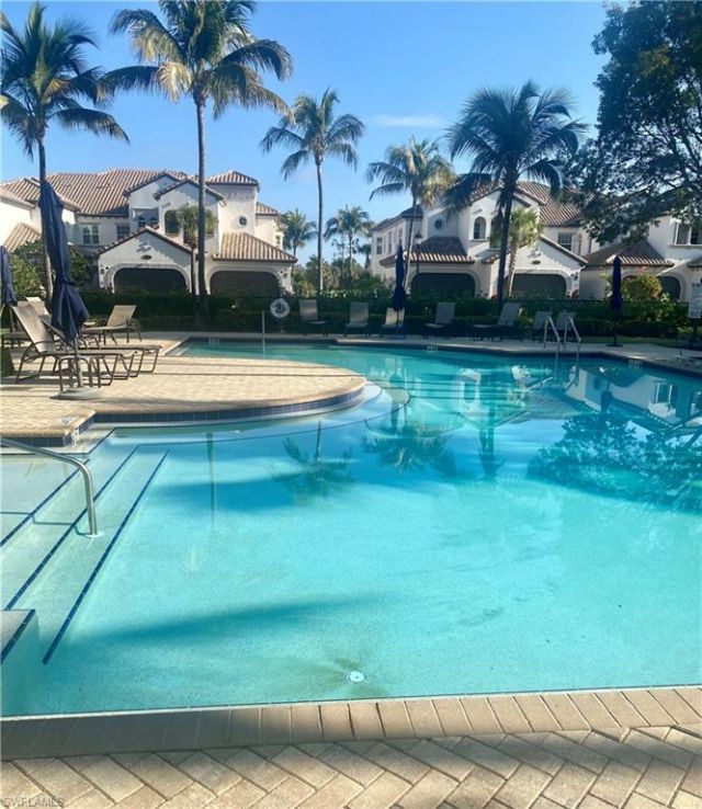 3745 Montreux Ln, Unit 3-202, Naples, FL 34114 Photo