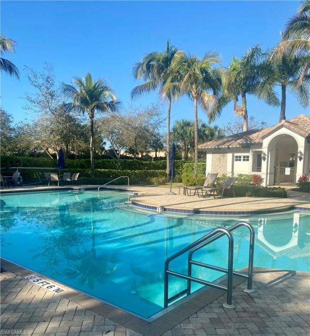 3745 Montreux Ln, Unit 3-202, Naples, FL 34114 Photo