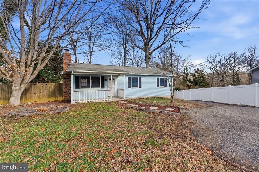 1380 Oakcrest Circle, Saint Leonard, MD 20685 Main Photo