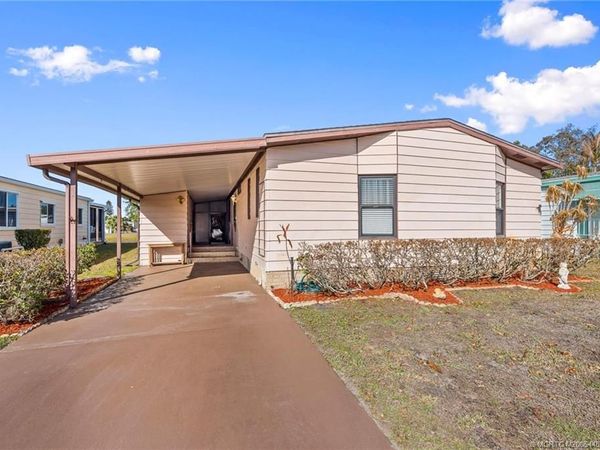 8205 Cinnamon Lane, Port St Lucie, FL 34952